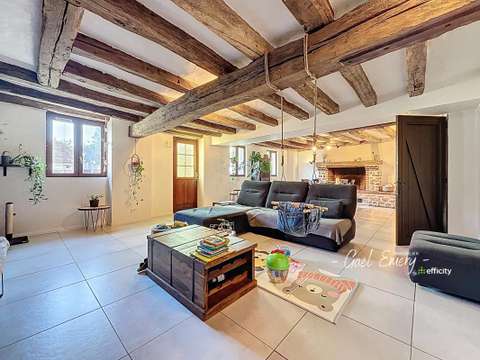 Longère et corps de ferme 7 pièces