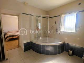 Longère et corps de ferme 10 pièces