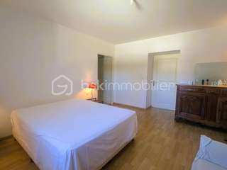 Longère et corps de ferme 10 pièces