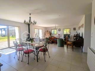 Longère et corps de ferme 10 pièces