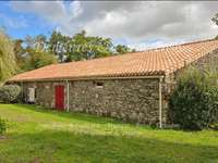 Longère et corps de ferme 9 pièces