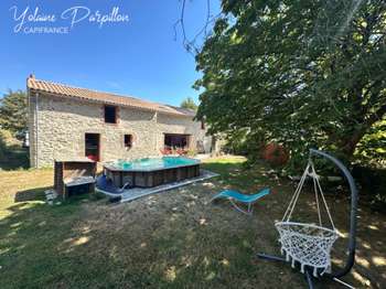 Longère et corps de ferme 6 pièces Les Brouzils 85