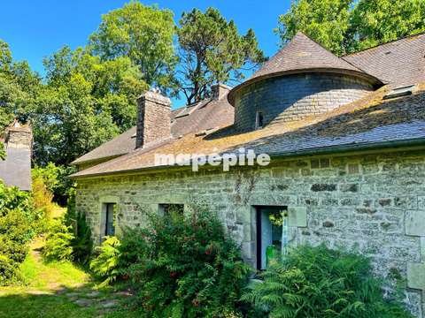 Longère et corps de ferme 19 pièces