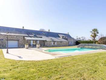 Photo Longère et corps de ferme Ligné