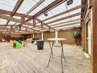 Longère et corps de ferme 10 pièces