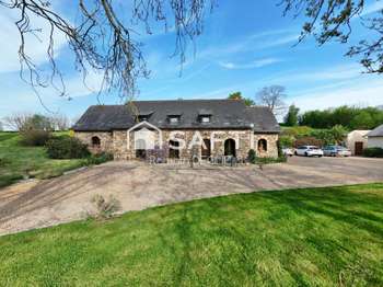 Photo Longère et corps de ferme Loigné-sur-Mayenne