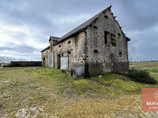Longère et corps de ferme 6 pièces
