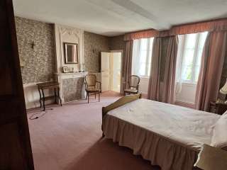 Longère et corps de ferme 8 pièces