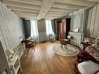 Longère et corps de ferme 8 pièces