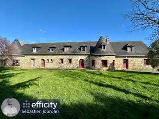 Longère et corps de ferme 12 pièces