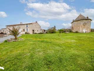 Longère et corps de ferme 7 pièces