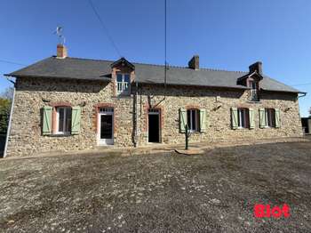 Longère et corps de ferme 6 pièces Martigné-Ferchaud 35