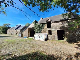 Longère et corps de ferme 4 pièces