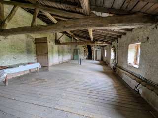 Longère et corps de ferme 6 pièces