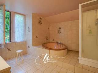 Longère et corps de ferme 8 pièces