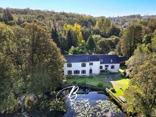 Longère et corps de ferme 8 pièces