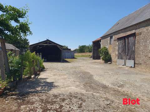 Longère et corps de ferme 3 pièces