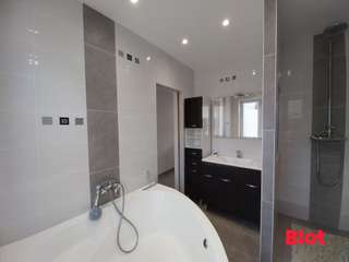 Longère et corps de ferme 5 pièces