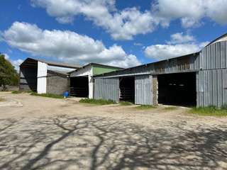 Longère et corps de ferme 3 pièces