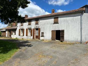Longère et corps de ferme 3 pièces Moncoutant 79