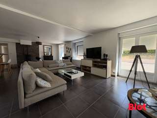 Longère et corps de ferme 8 pièces