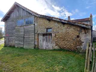Longère et corps de ferme 11 pièces