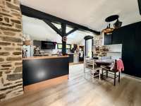 Longère et corps de ferme 7 pièces