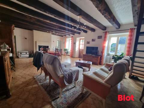 Longère et corps de ferme 7 pièces