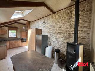 Longère et corps de ferme 4 pièces