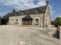 Longère et corps de ferme 5 pièces