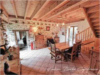 Longère et corps de ferme 8 pièces