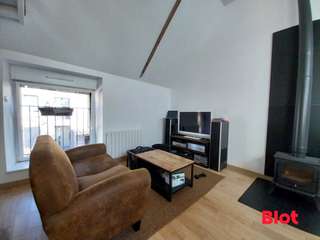 Longère et corps de ferme 2 pièces