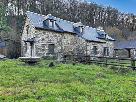 Longère et corps de ferme 4 pièces Pleyben 29