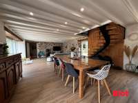 Longère et corps de ferme 7 pièces