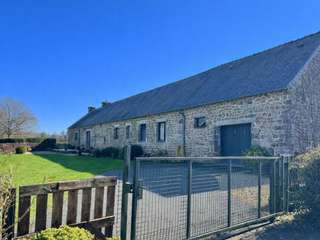 Longère et corps de ferme 5 pièces