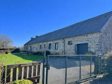 Longère et corps de ferme 5 pièces Plouray 56