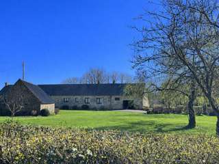 Longère et corps de ferme 5 pièces