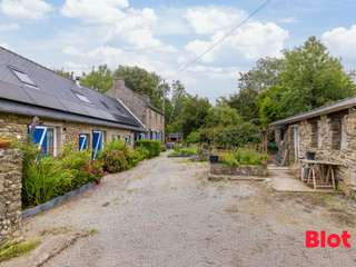 Longère et corps de ferme 6 pièces