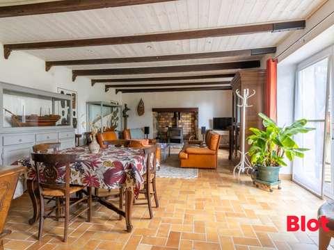 Longère et corps de ferme 6 pièces