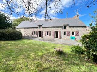 Longère et corps de ferme 8 pièces