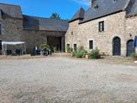 Longère et corps de ferme 7 pièces