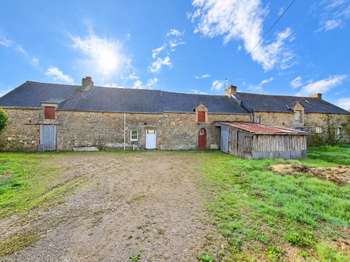Longère et corps de ferme 2 pièces Longère et corps de ferme 2 pièces