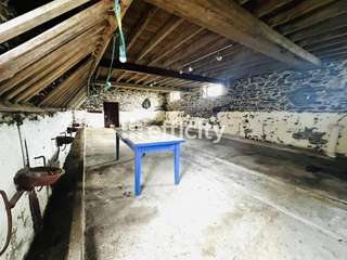 Longère et corps de ferme 8 pièces