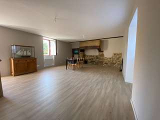 Longère et corps de ferme 9 pièces