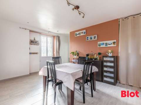 Longère et corps de ferme 5 pièces Saint-Aubin-d'Aubigné 35