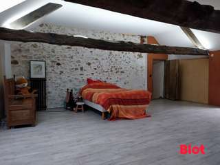 Longère et corps de ferme 6 pièces