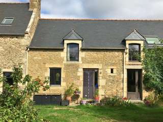 Longère et corps de ferme 9 pièces