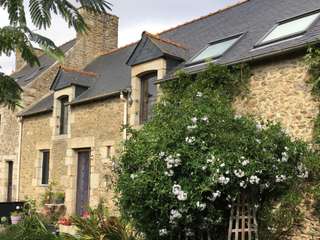 Longère et corps de ferme 9 pièces