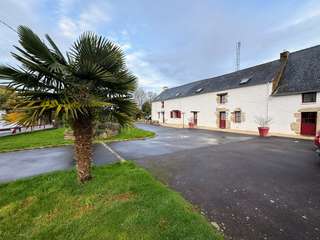 Longère et corps de ferme 7 pièces