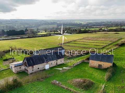 Longère et corps de ferme Saint-Jean-sur-Erve 53